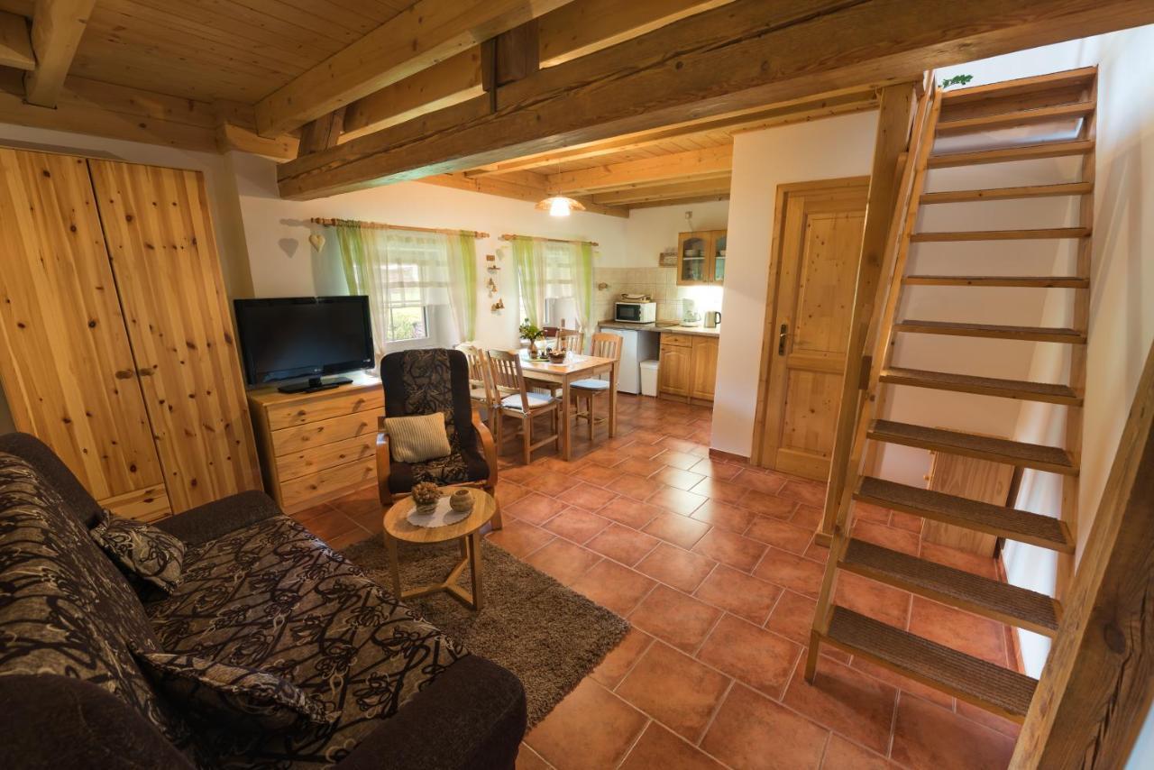 Apartmany Adrspach " U Kozaru " Teplice nad Metují エクステリア 写真