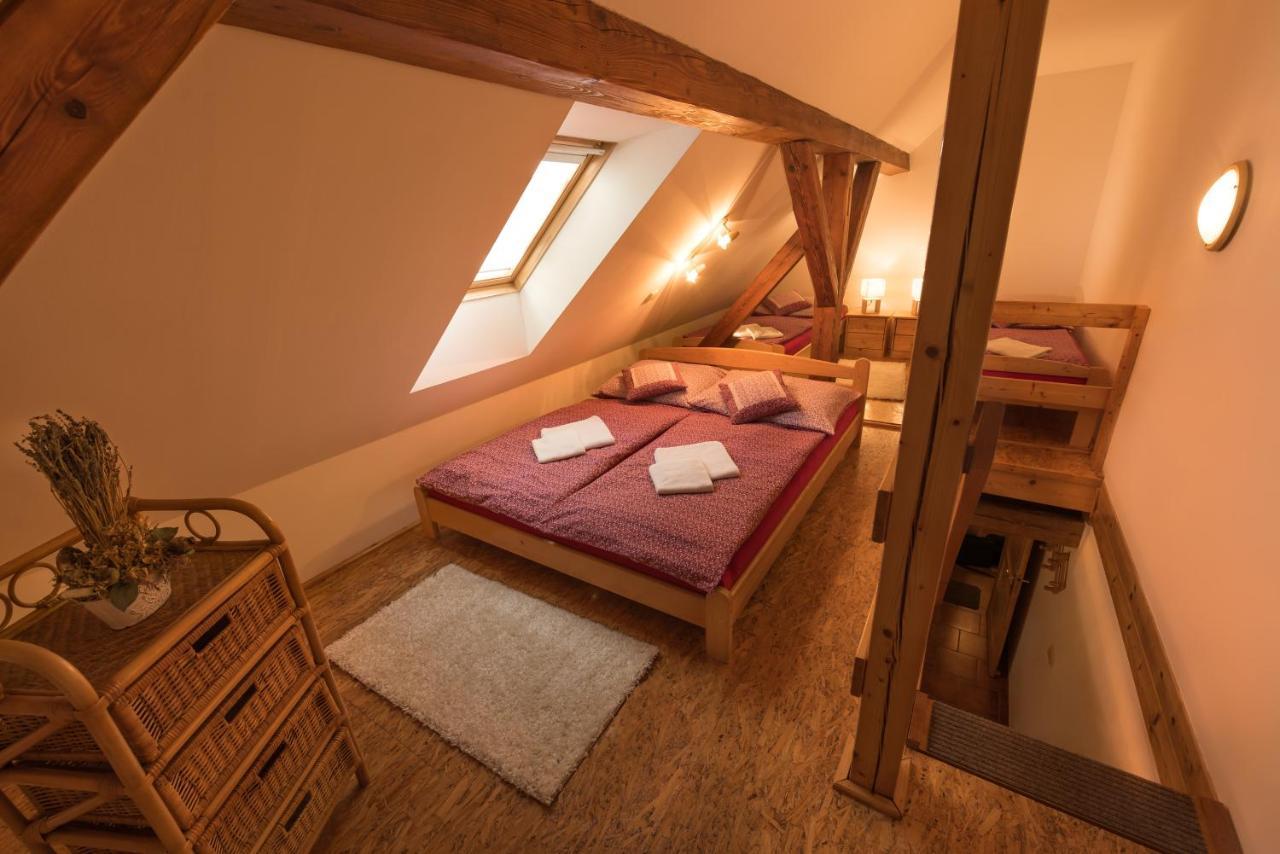 Apartmany Adrspach " U Kozaru " Teplice nad Metují エクステリア 写真