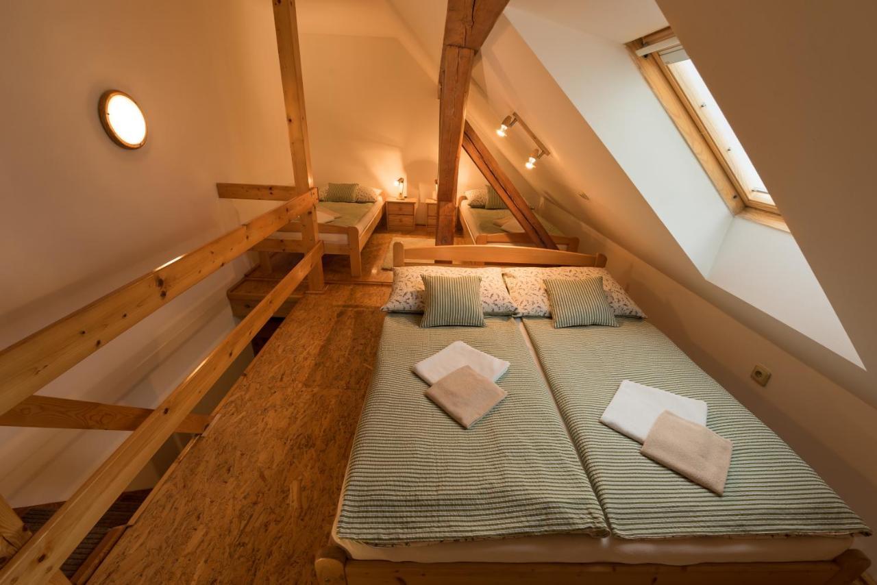 Apartmany Adrspach " U Kozaru " Teplice nad Metují エクステリア 写真