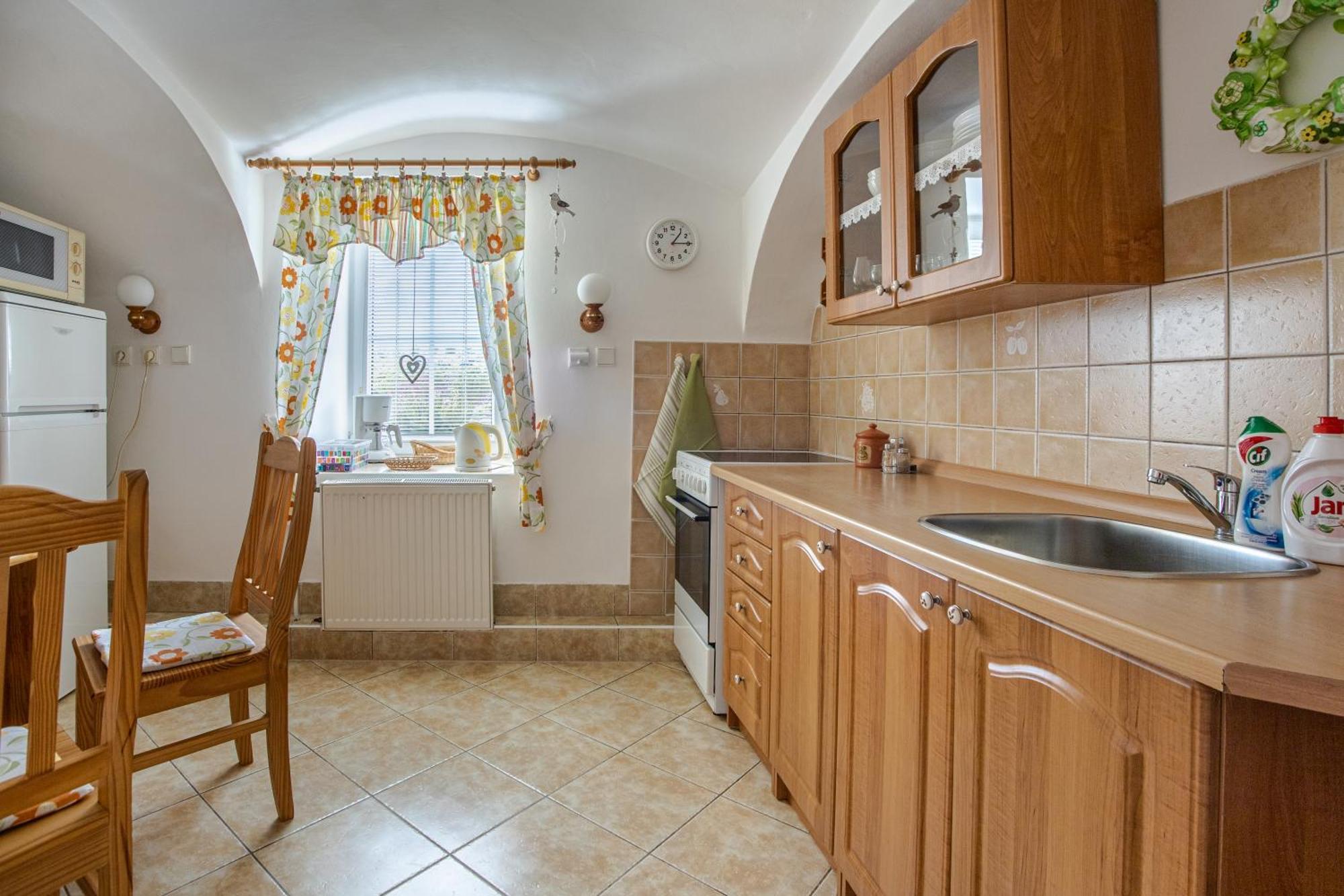 Apartmany Adrspach " U Kozaru " Teplice nad Metují エクステリア 写真